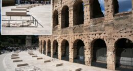 Romeâs Colosseum get a facelift that recreates ancient columns from 2,000 years ago